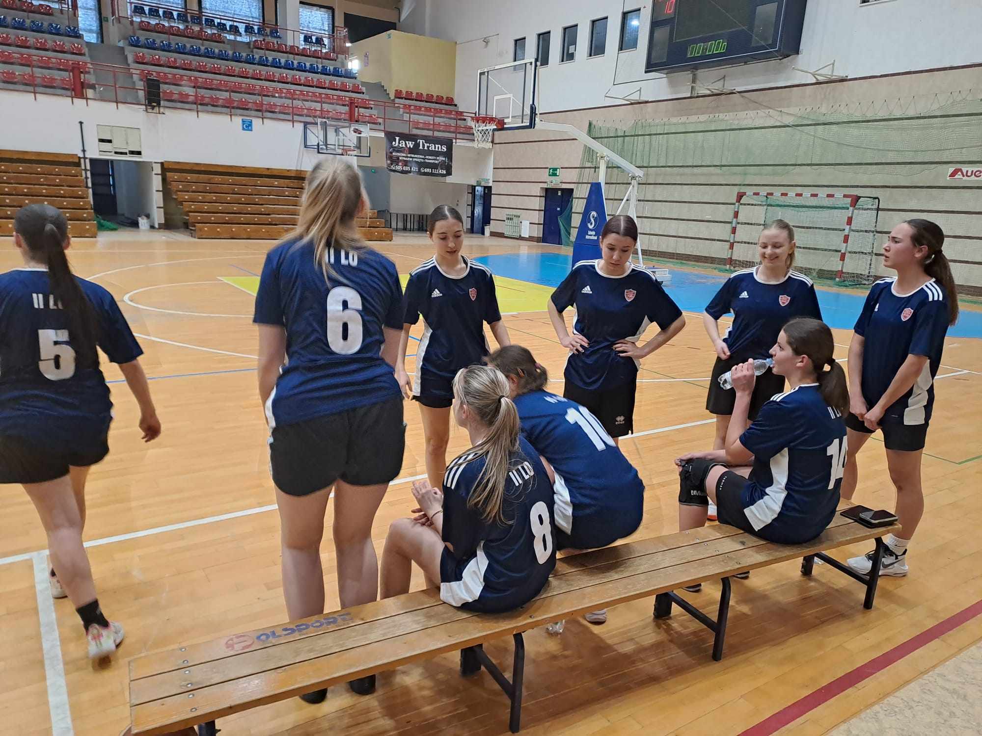Zdjęcie MNS Licealiada Dziewcząt - koszykówka 15 (3)ea163e95-2b37-41af-bbb9-f3767efd64a3.jpg w galerii Mistrzostwa Nowego Sącza - Licealiada Dziewcząt - Koszykówka
